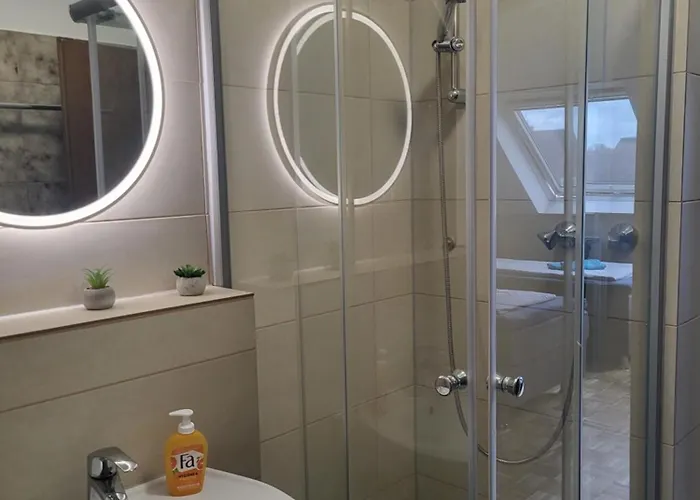 Lägenhet Naeher Messe Und Flughafen 3